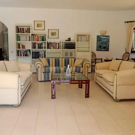 Ferienhaus Jasmine Gorgeous Lush Green Views Directly Onto Pinhal Golf