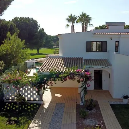 Jasmine Gorgeous Lush Green Views Directly Onto Pinhal Golf Quarteira