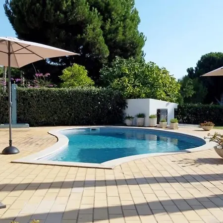 Jasmine Gorgeous Lush Green Views Directly Onto Pinhal Golf