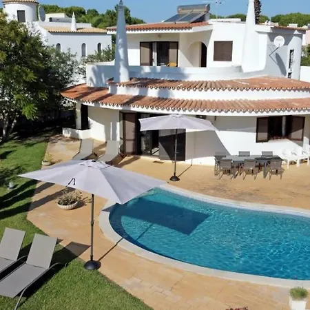 Jasmine Gorgeous Lush Green Views Directly Onto Pinhal Golf Quarteira
