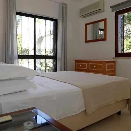 Ferienhaus Jasmine Gorgeous Lush Green Views Directly Onto Pinhal Golf