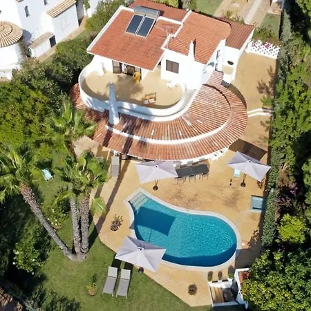 Jasmine Gorgeous Lush Green Views Directly Onto Pinhal Golf Ferienhaus *