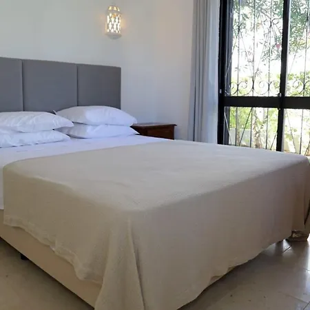 Jasmine Gorgeous Lush Green Views Directly Onto Pinhal Golf Quarteira